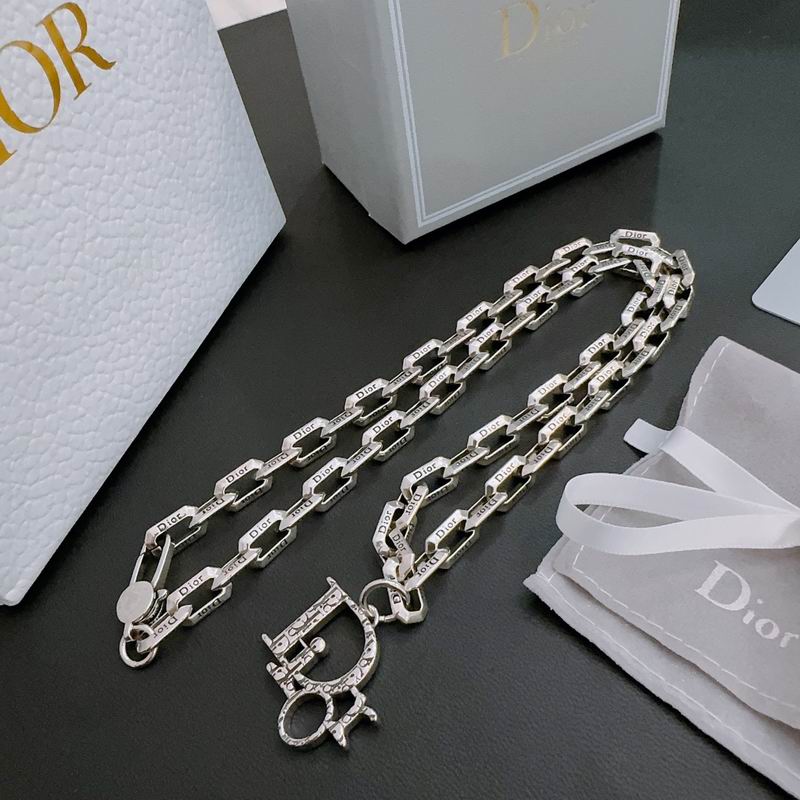 Dior Necklace 04lyr146